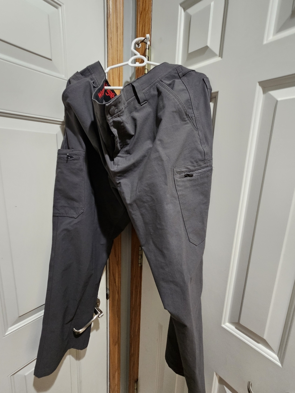 Wrangler's Men's Dark Gray Utility Pants - Stretch Work Trousers Size 40x30
